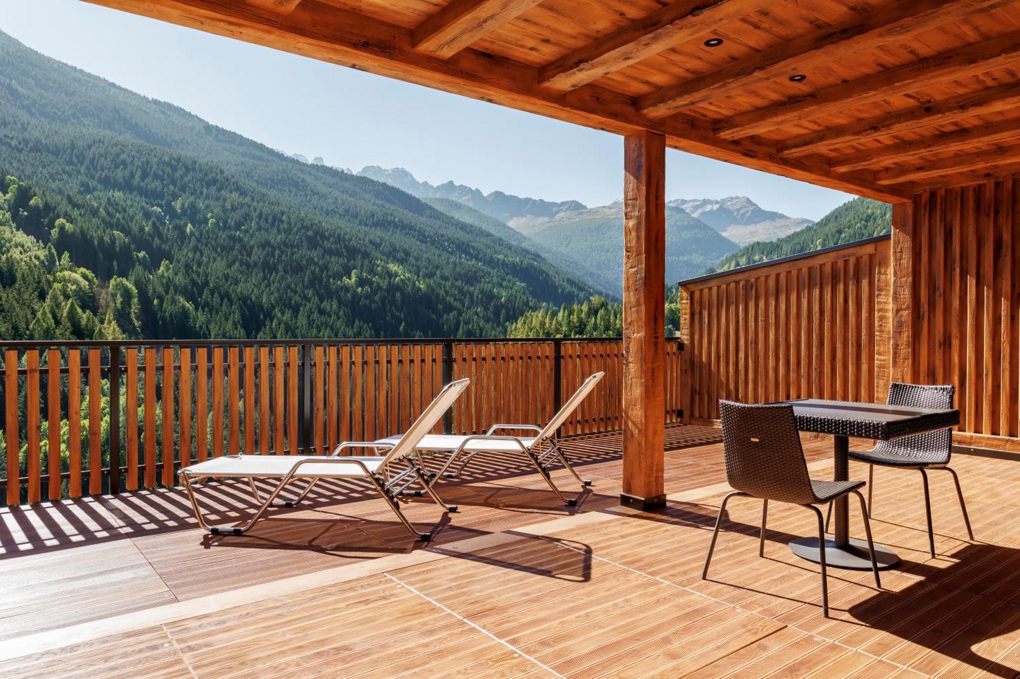 Hotel Miravalle Isolaccia Eksteriør billede