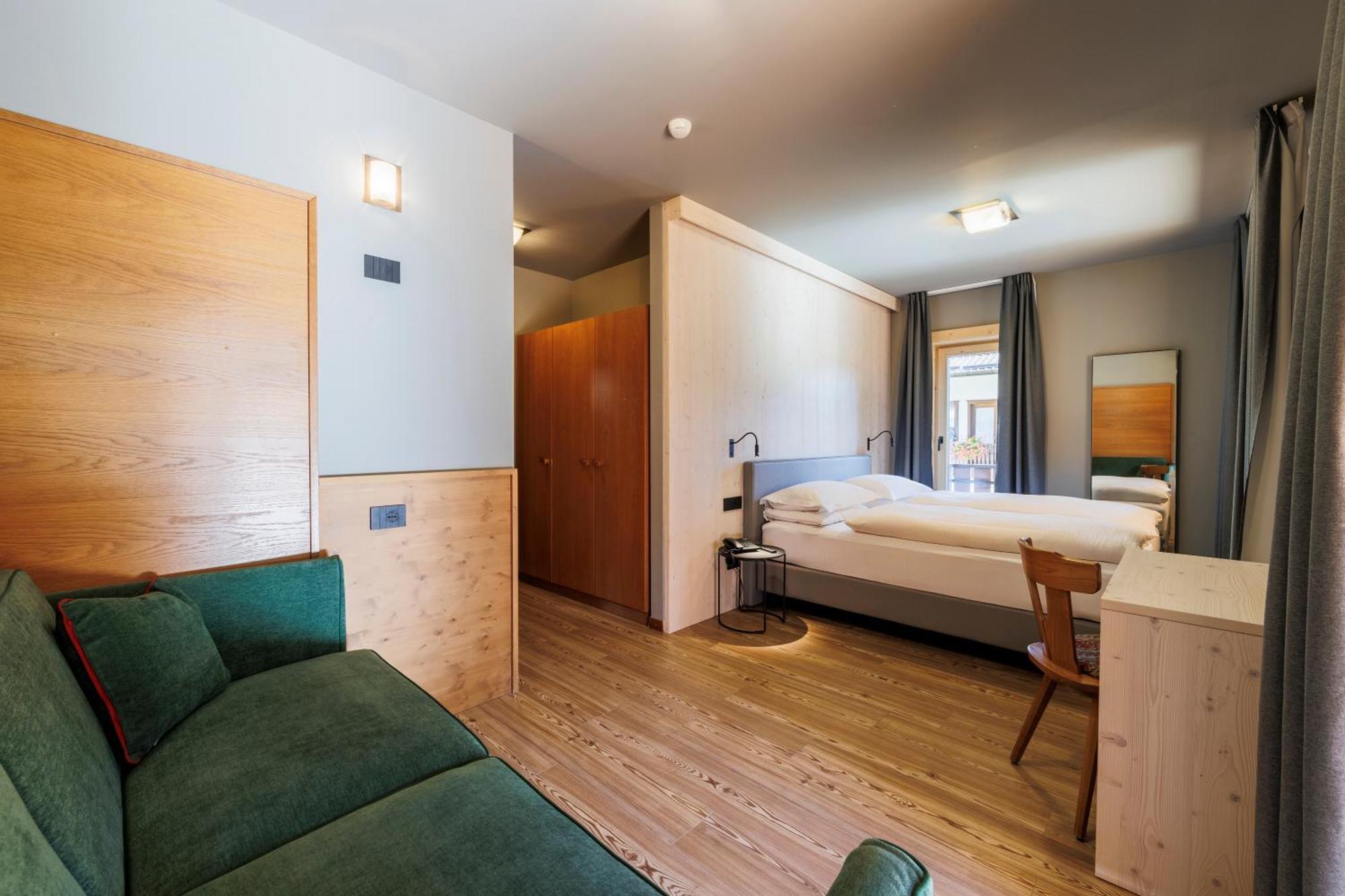 Hotel Miravalle Isolaccia Eksteriør billede