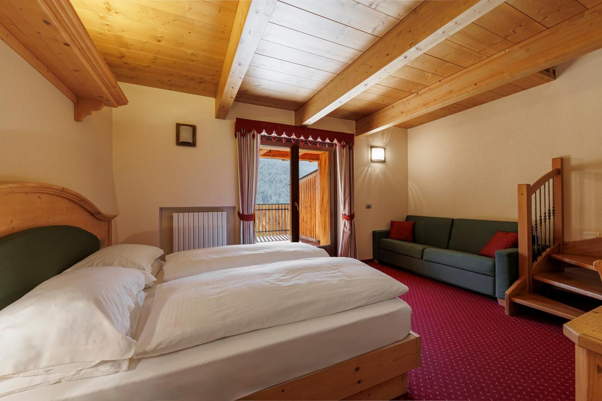 Hotel Miravalle Isolaccia Eksteriør billede
