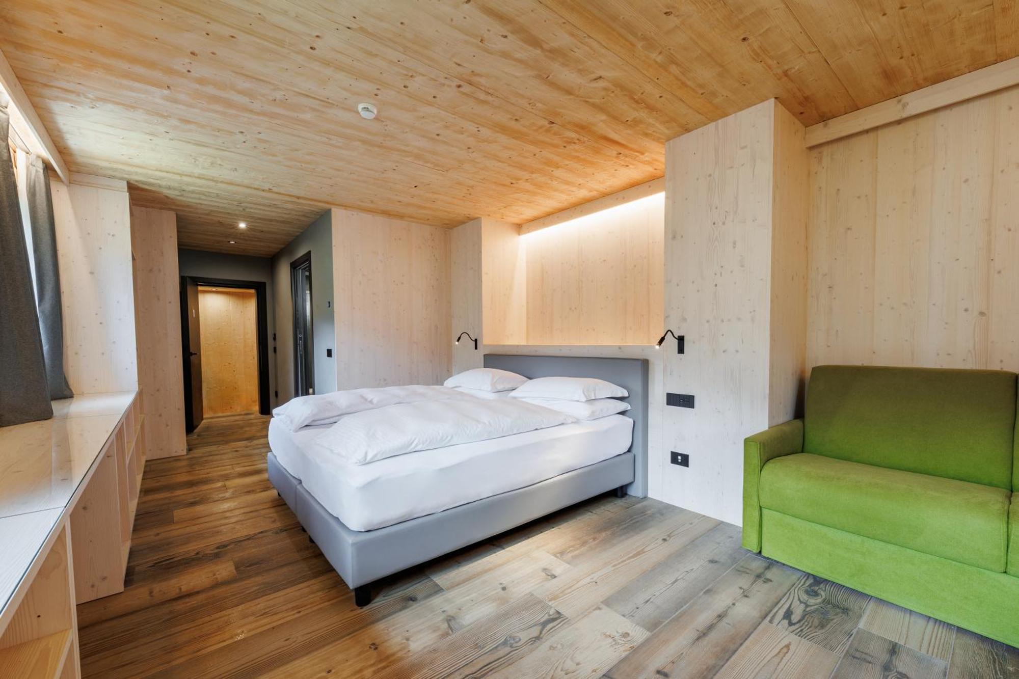 Hotel Miravalle Isolaccia Eksteriør billede
