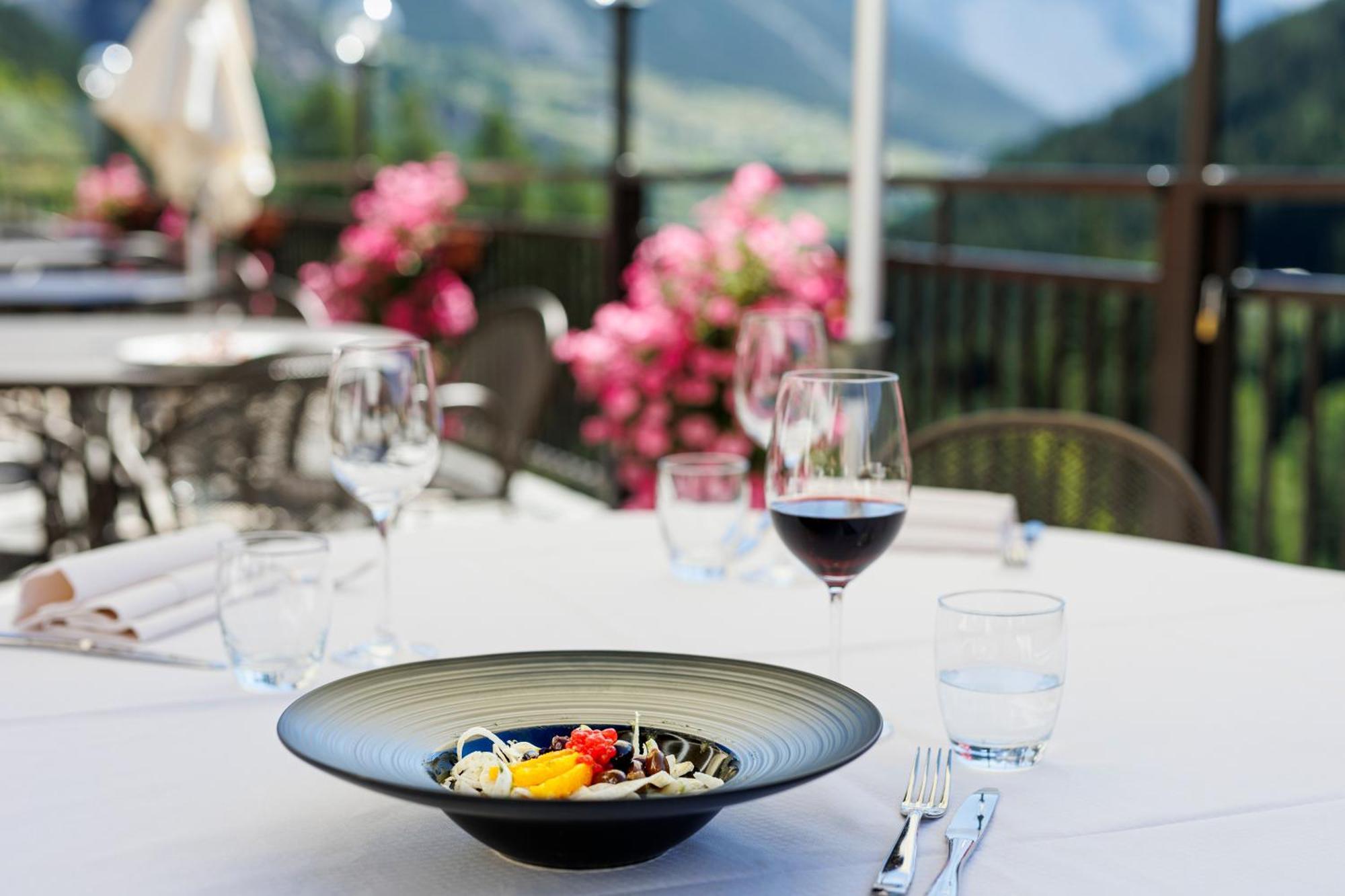 Hotel Miravalle Isolaccia Eksteriør billede