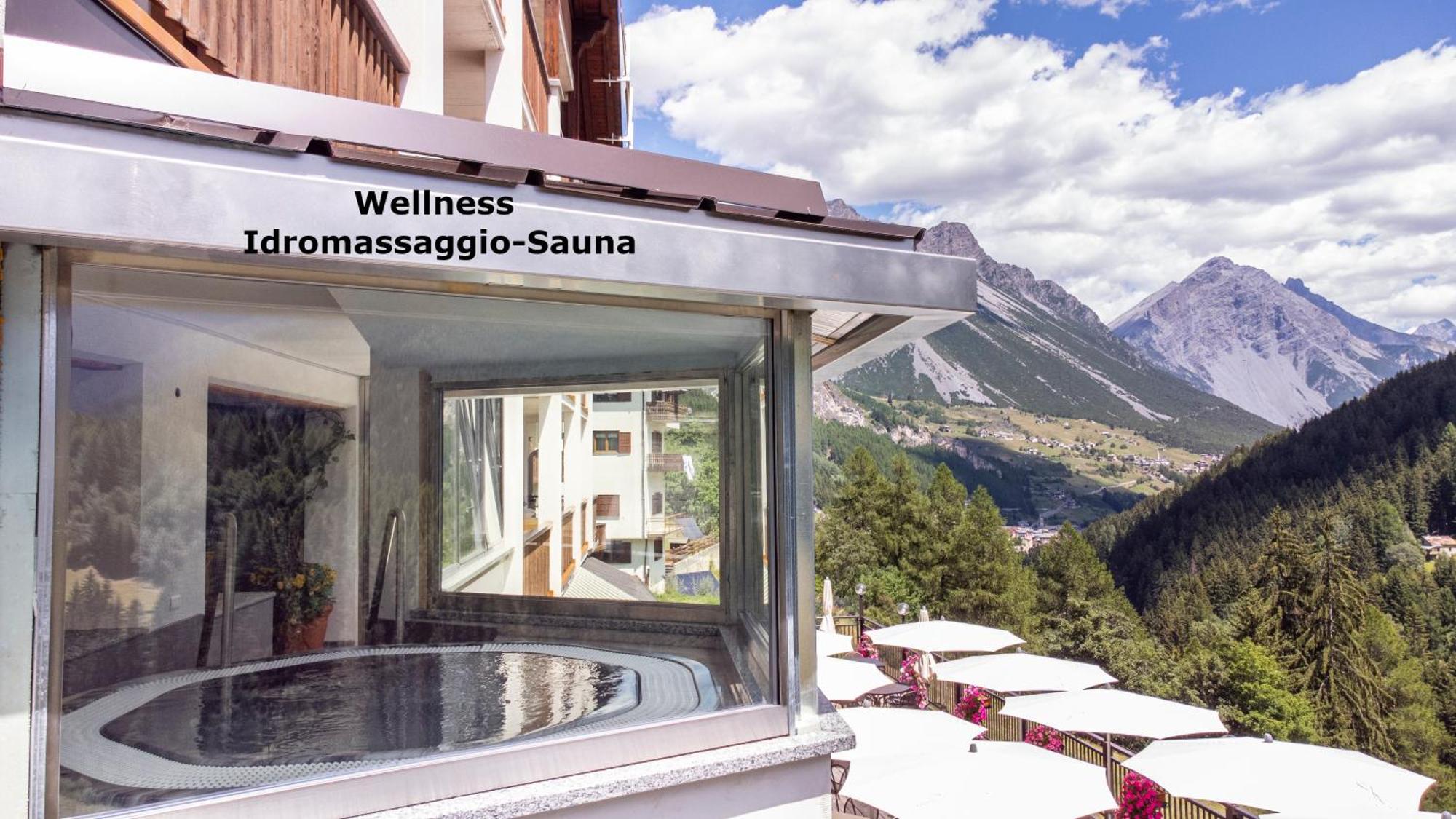 Hotel Miravalle Isolaccia Eksteriør billede