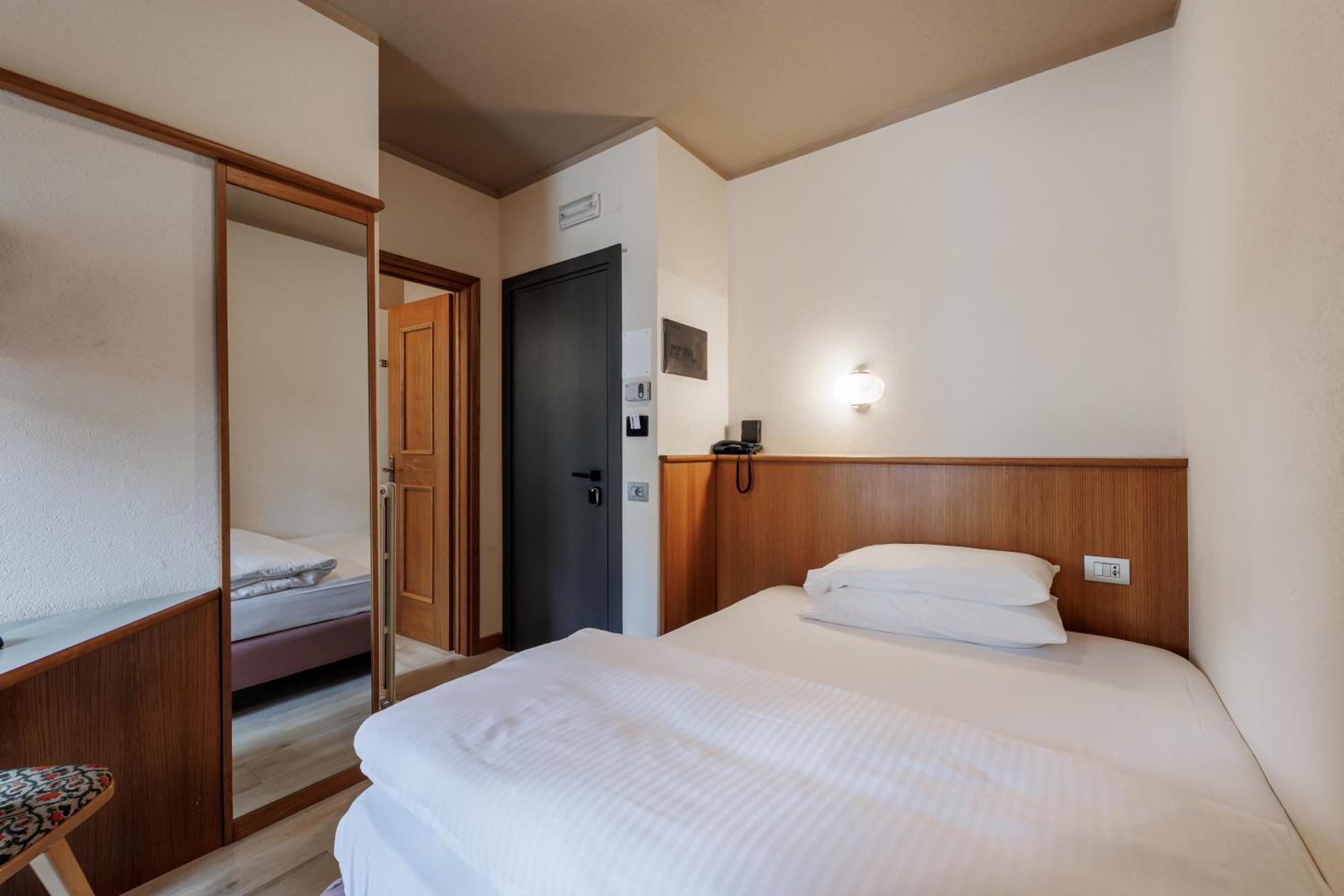 Hotel Miravalle Isolaccia Eksteriør billede