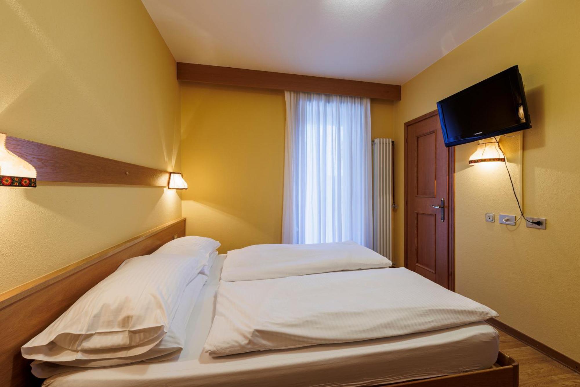 Hotel Miravalle Isolaccia Værelse billede