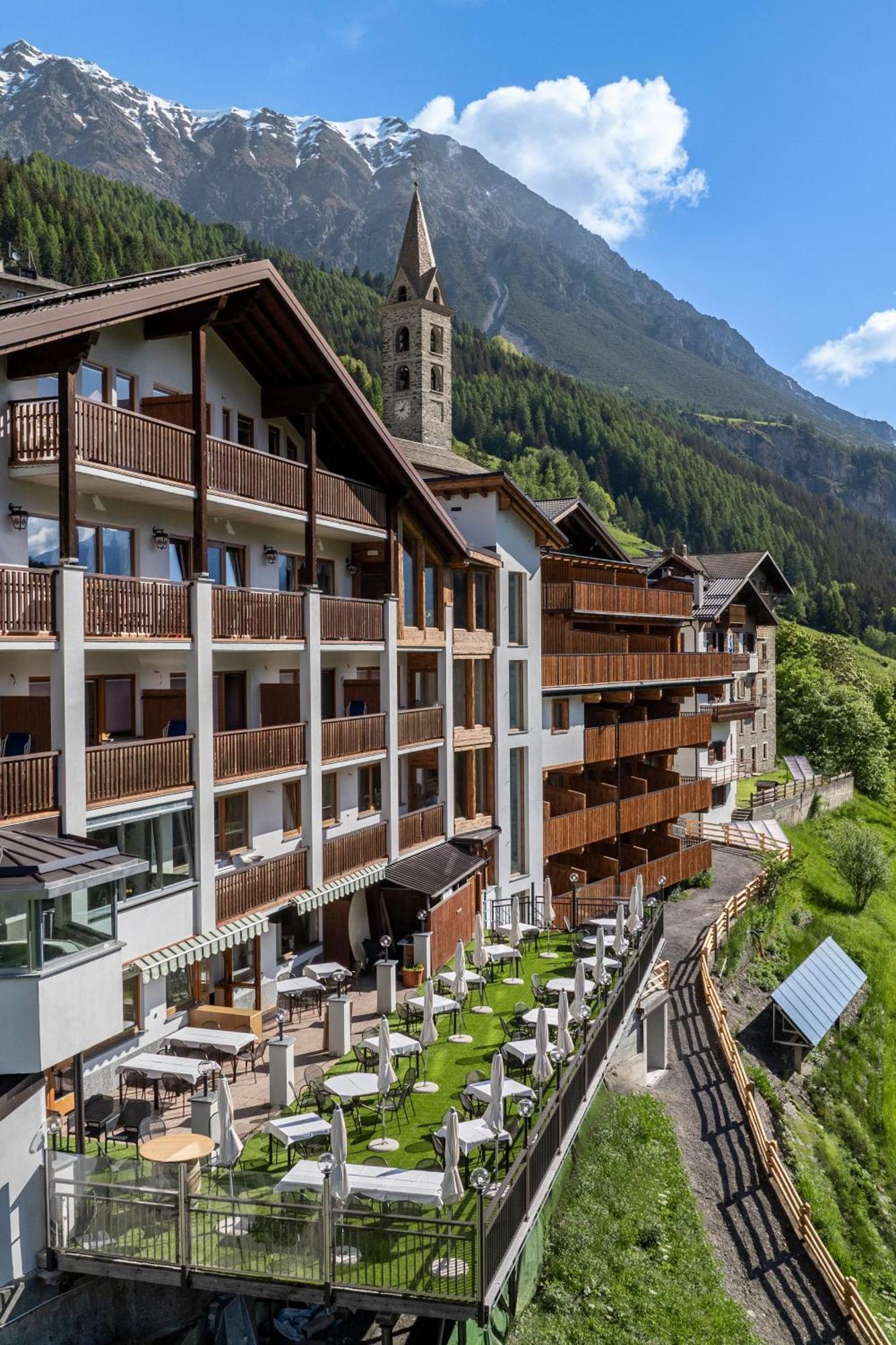 Hotel Miravalle Isolaccia Eksteriør billede